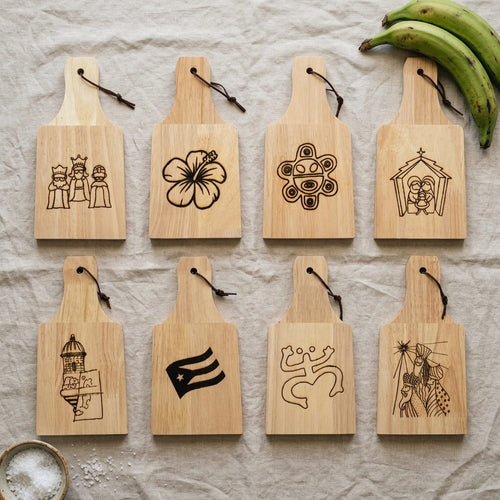 Artesanía en Madera - Tostoneras Grandes Talladas Variedad (Puerto Rico/Navidad)