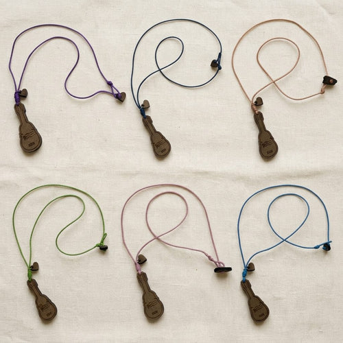 Artesanía en Madera - Collar Cuatro Puertorriqueño *One Size*