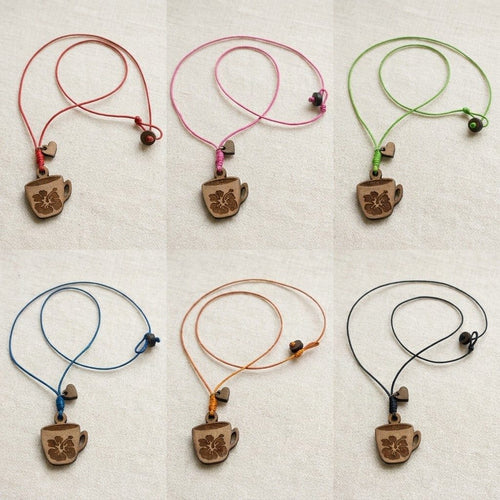 Artesanía en Madera - Collar Taza con Amapola