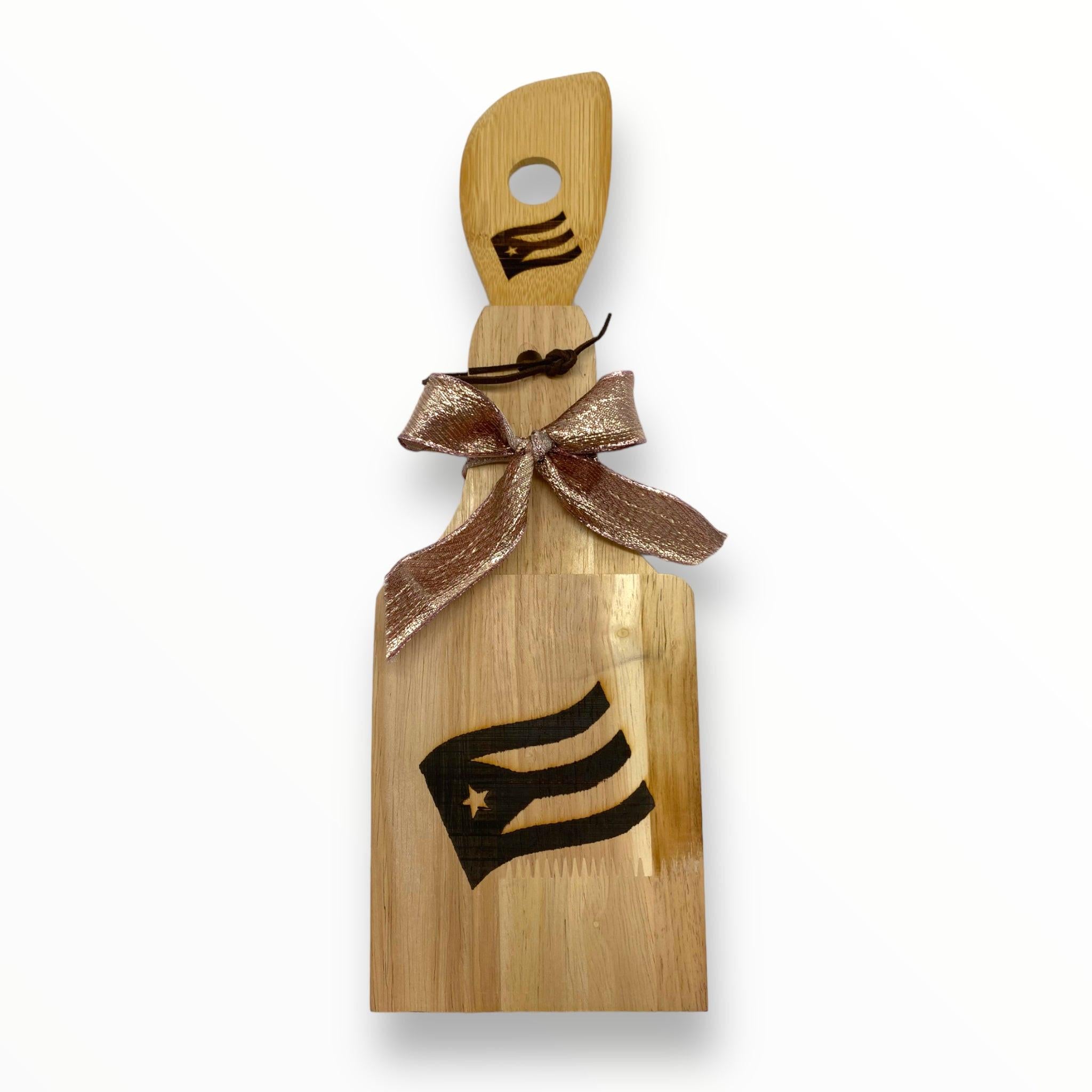 Artesanía en Madera - Set Tostonera y Cuchara B (Puerto Rico/Navidad)