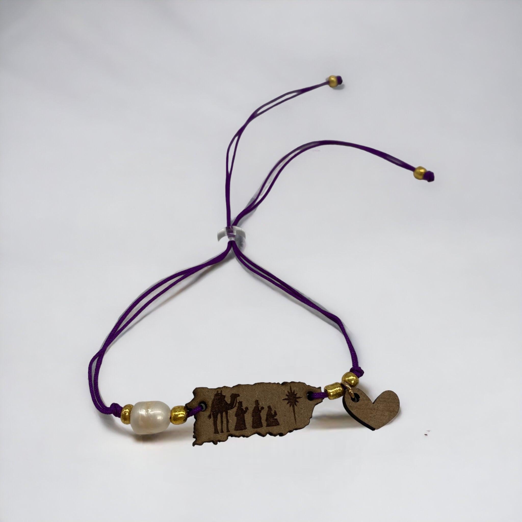 Artesanía en Madera - Pulsera Mapa de Puerto Rico con Reyes Magos *One Size*