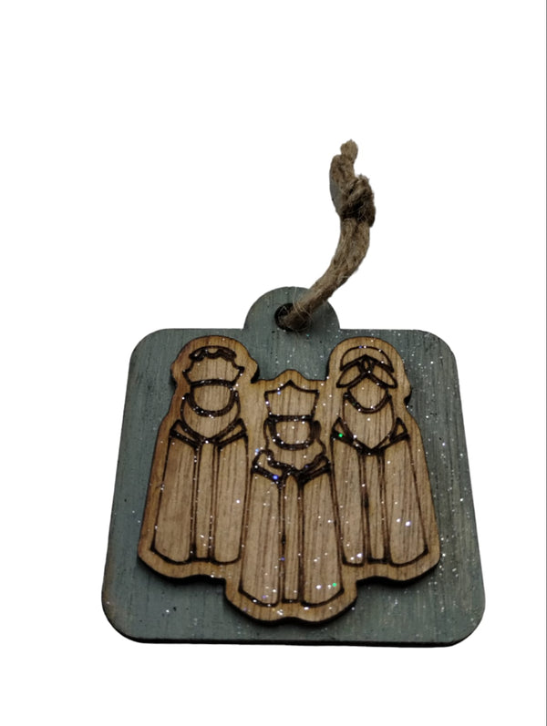 Artesanía en Madera - Ornamentos Tres Reyes Magos en Relieve (de frente) 3'' aprox.