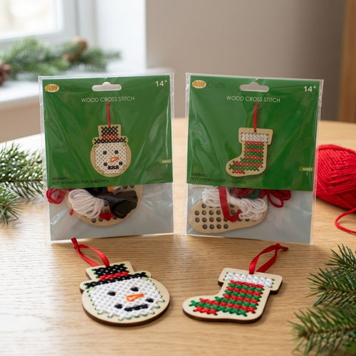 Kit de Bordado Navideño en Madera | Bota & Muñeco de Nieve