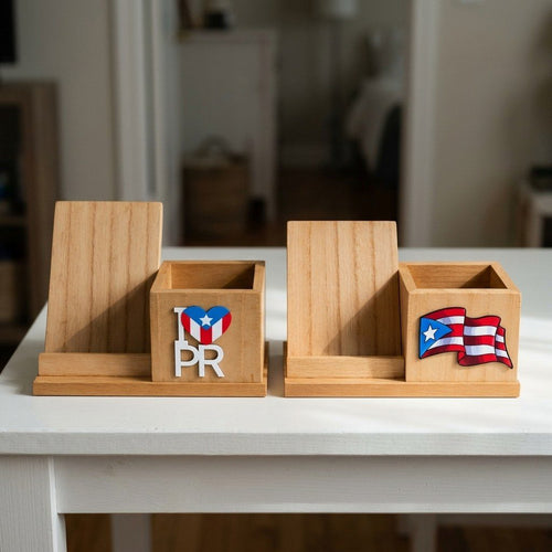 Organizador de Escritorio en Madera "I Love PR" y Bandera