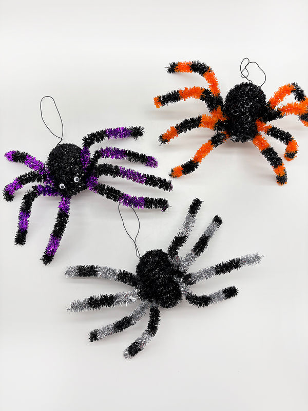 Halloween- Arañas para colgar 3"x8" (colores a escoger)