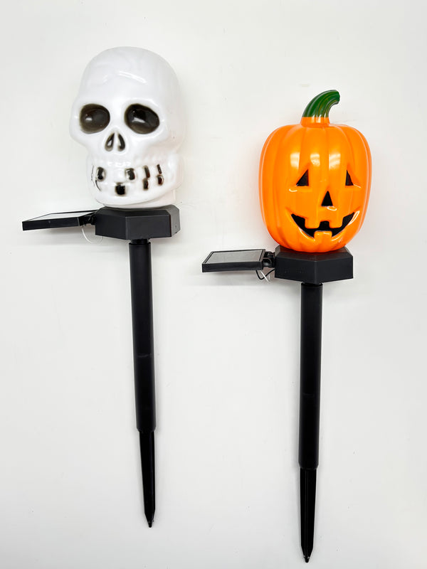 Halloween- Estaca de luz solar para exteriores 11.5" (estilos a escoger)