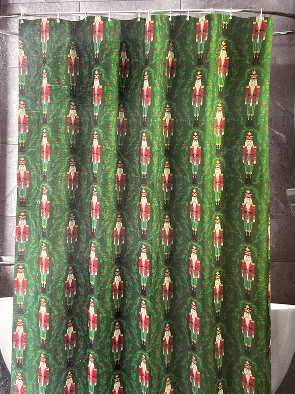 Navidad - Cortina de ducha estampada (verde con patrón de soldados)