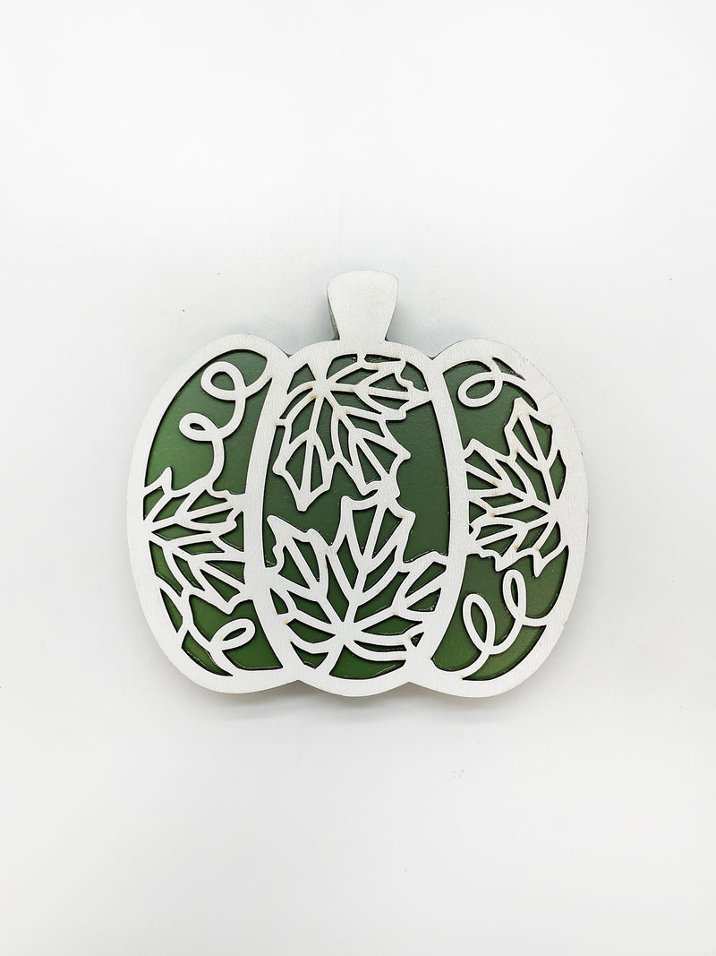 Otoño - Calabazas decorativas de madera, colores a escoger. 4.75"x5.25"