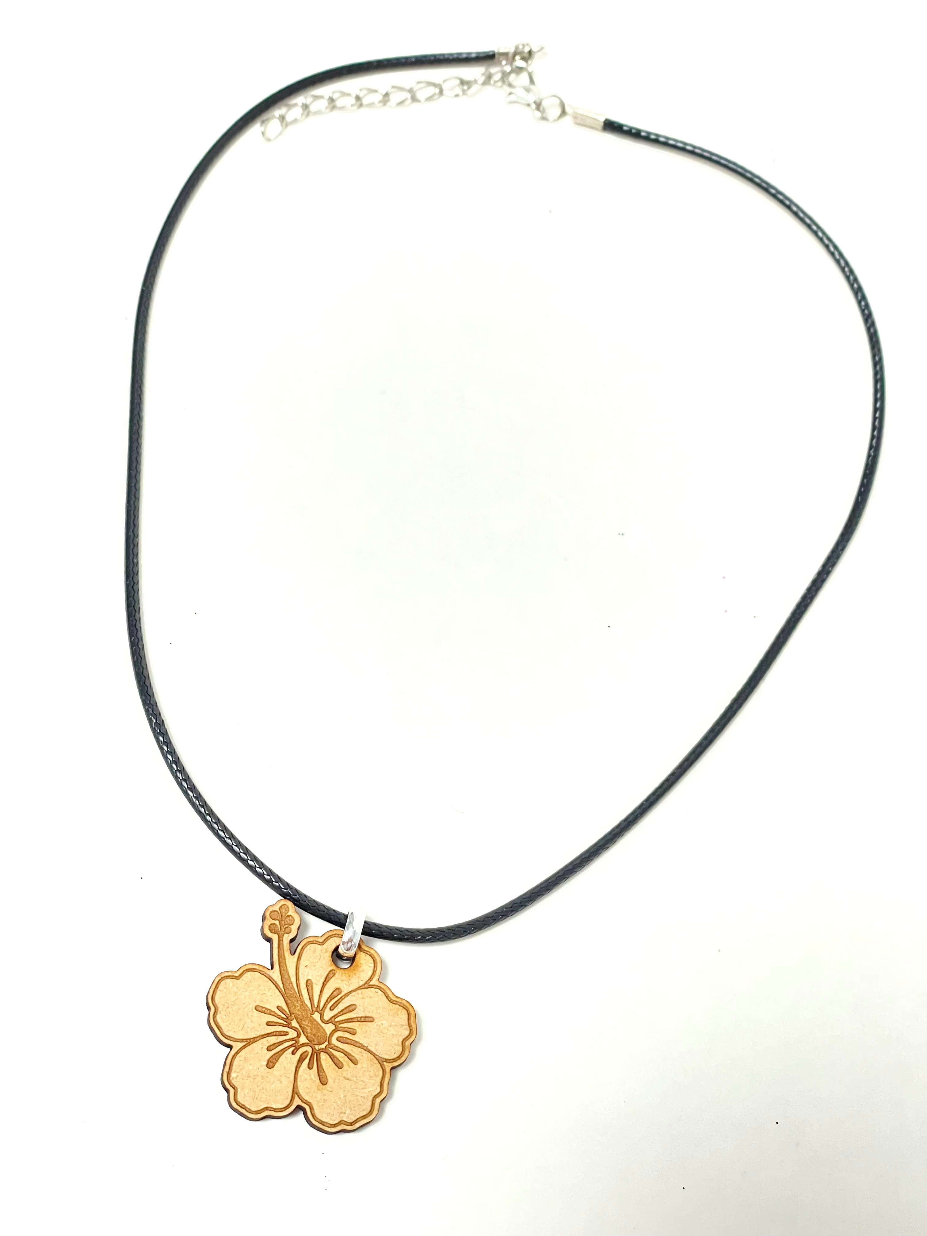 Artesanía de Puerto Rico-  Collar souvenir amapola en madera