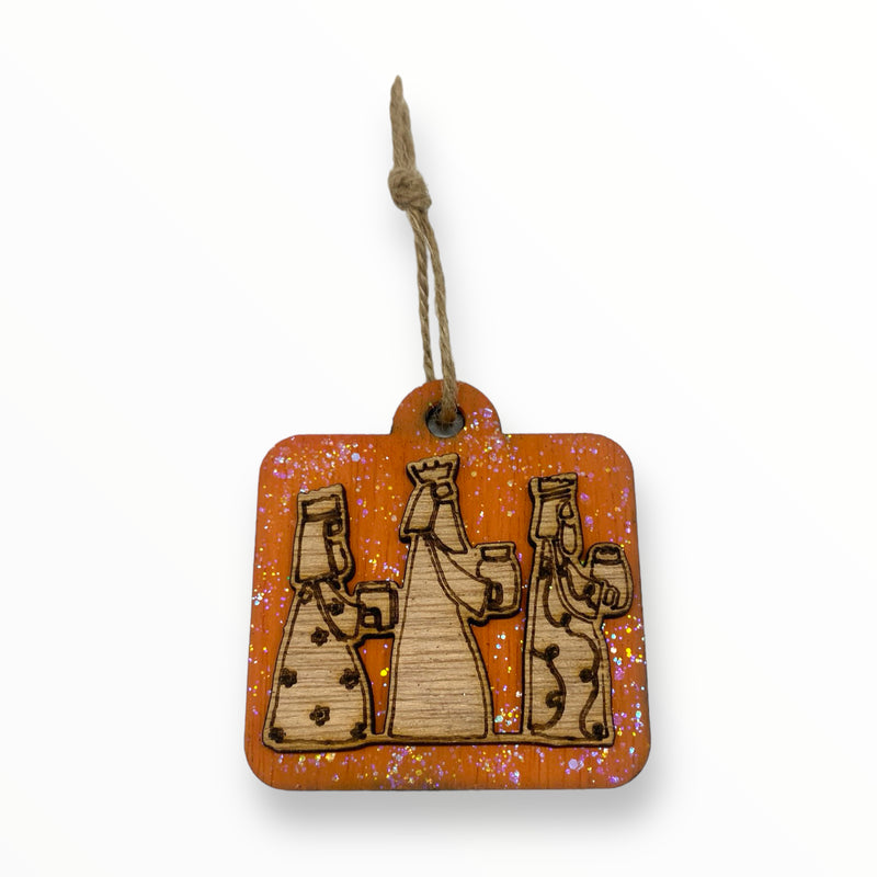 Artesanía en Madera - Ornamentos Tres Reyes Magos (de lado) 3'' aprox.
