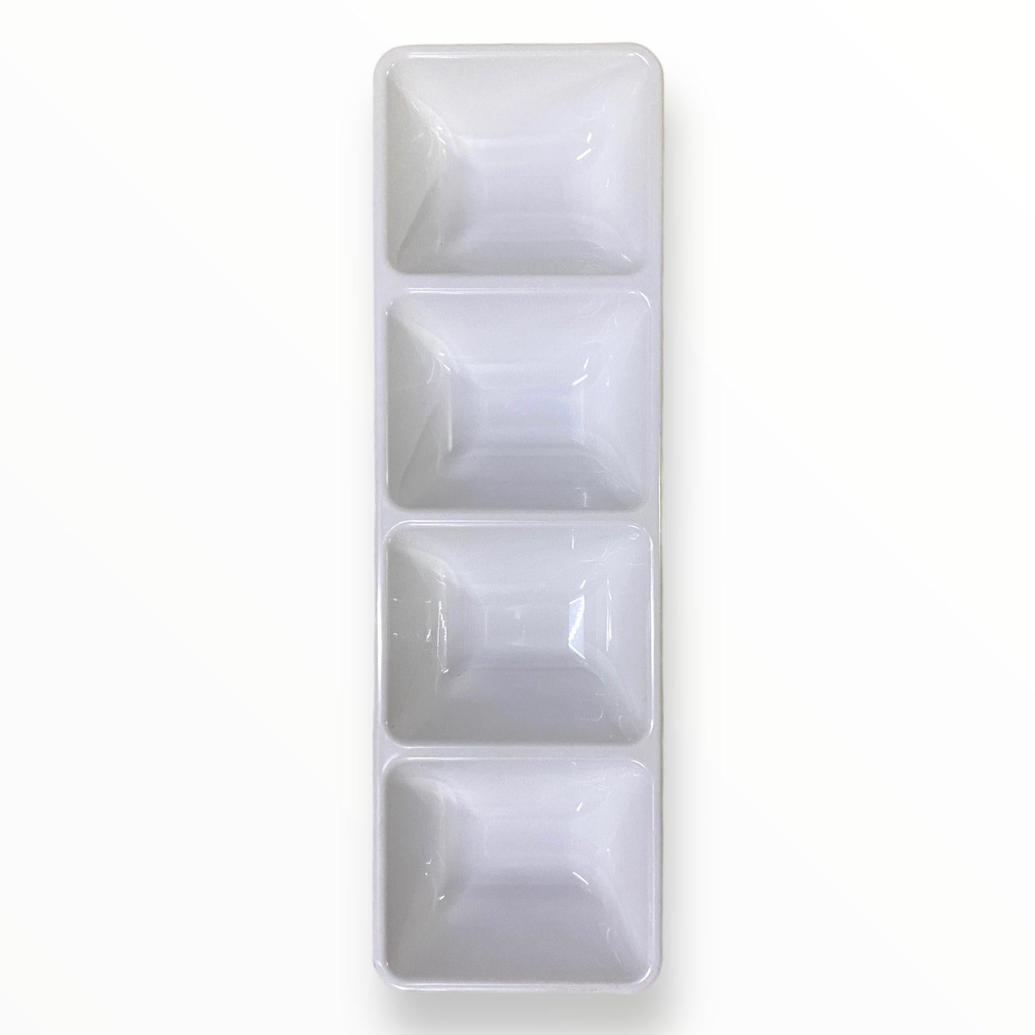 Plastique - 4 Compartment Plastic Tray (4oz / 1pc)