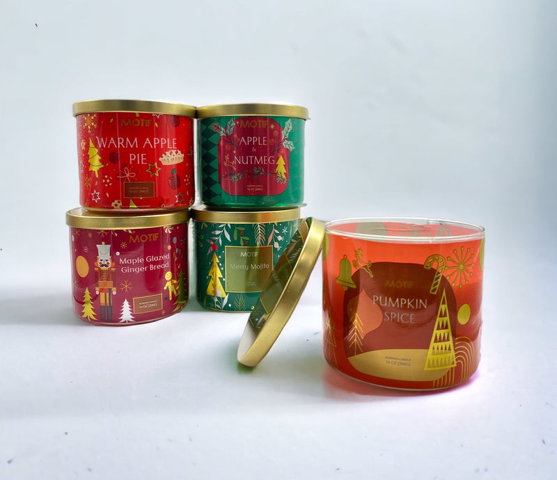 Motif - Velas Aromáticas Navideñas / Scented Candle 14oz (396g)