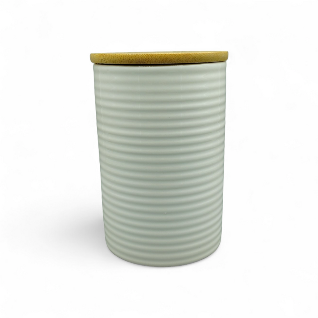 Canister Mediano de Cerámica con Tapa de Bambú (5.5" × 3.9") *NO ENVIOS POR CORREO*