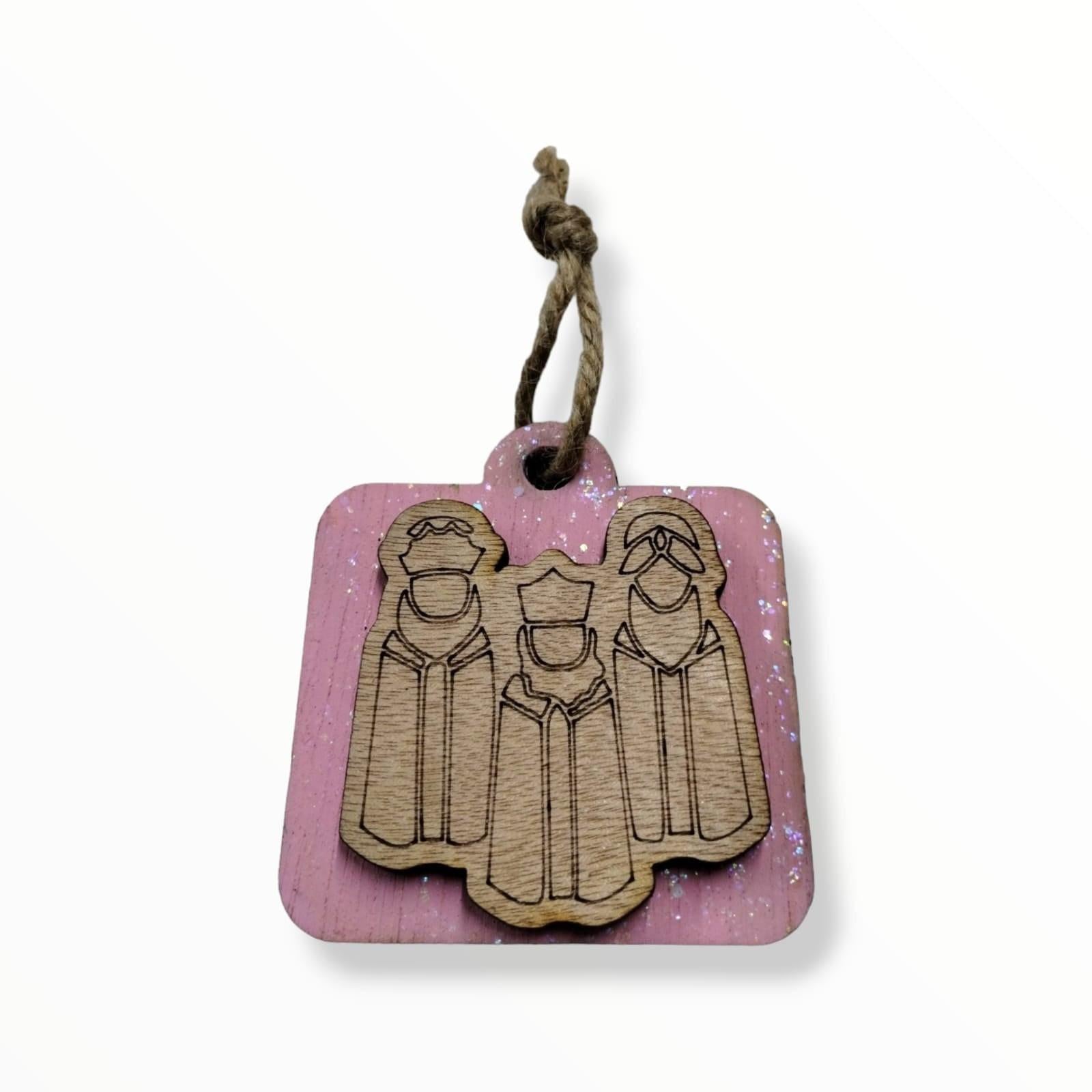 Artesanía en Madera - Ornamentos Tres Reyes Magos (de frente) 3'' aprox.