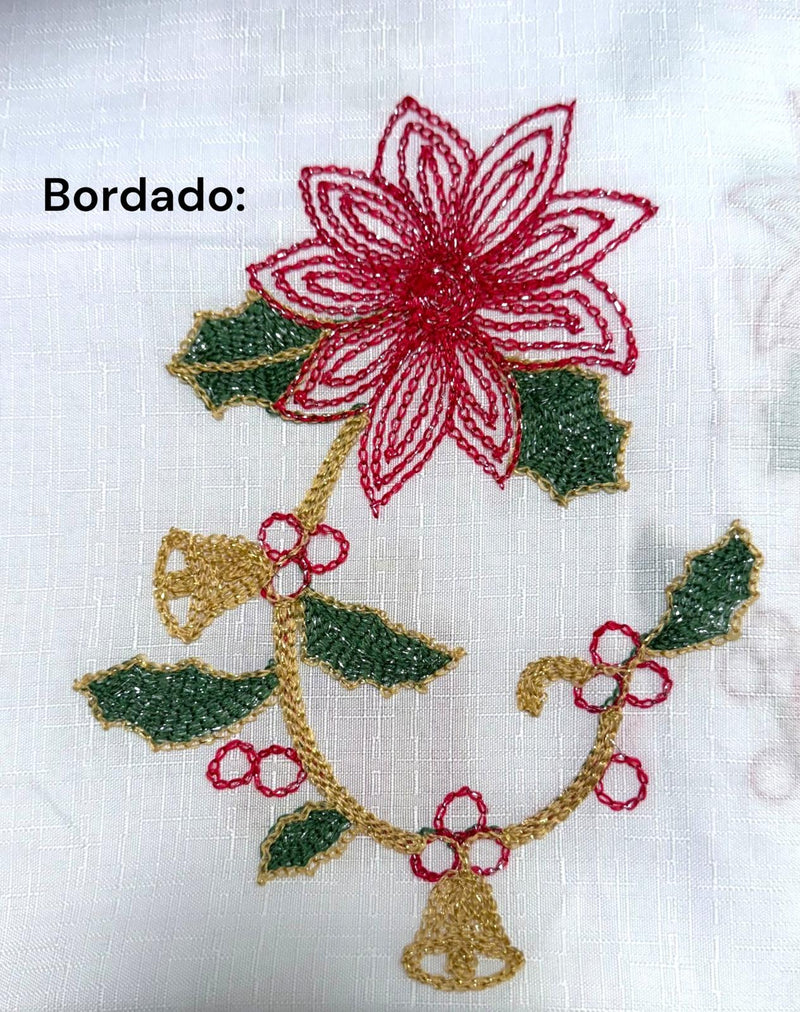 Cortinas de Baño Blancas con Bordados Navideños (70''x 72'')