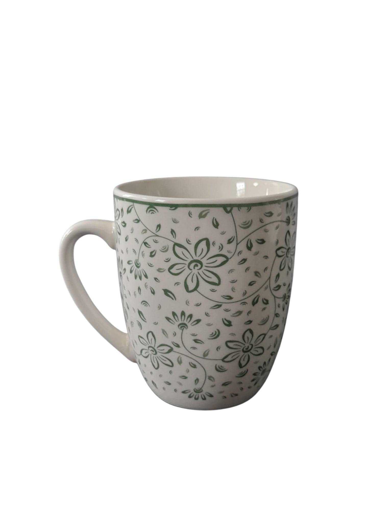 Platos y Taza en Cerámica con Diseño Floral