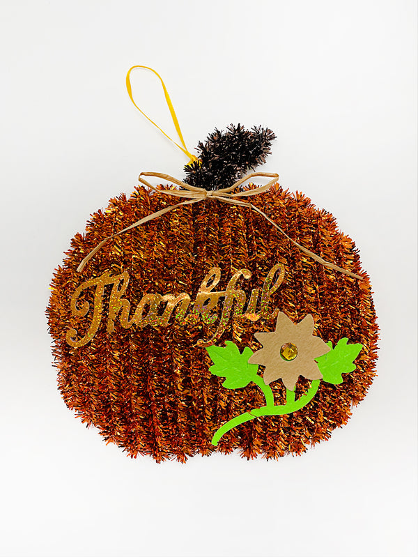 Otoño - Calabaza decorativa para la pared de oropel  10"x10.5"