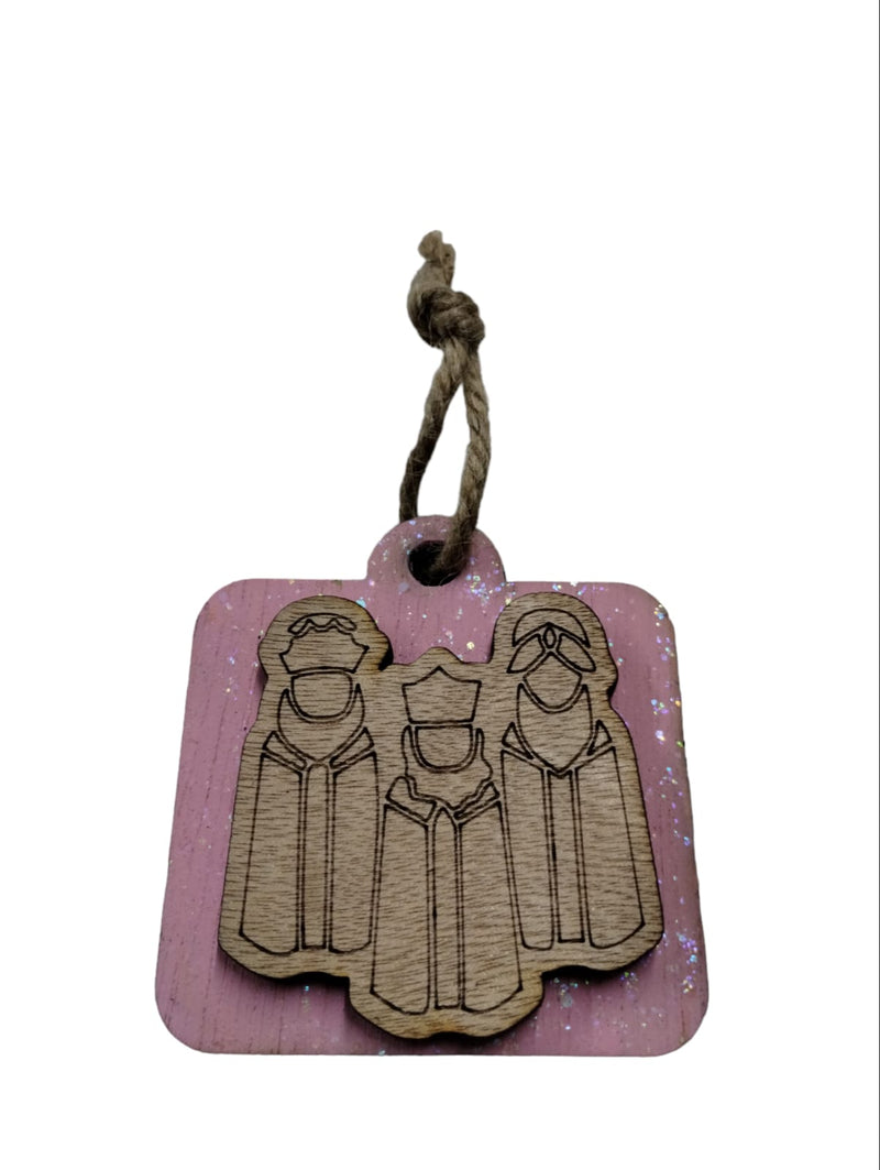 Artesanía en Madera - Ornamentos Tres Reyes Magos en Relieve (de frente) 3'' aprox.