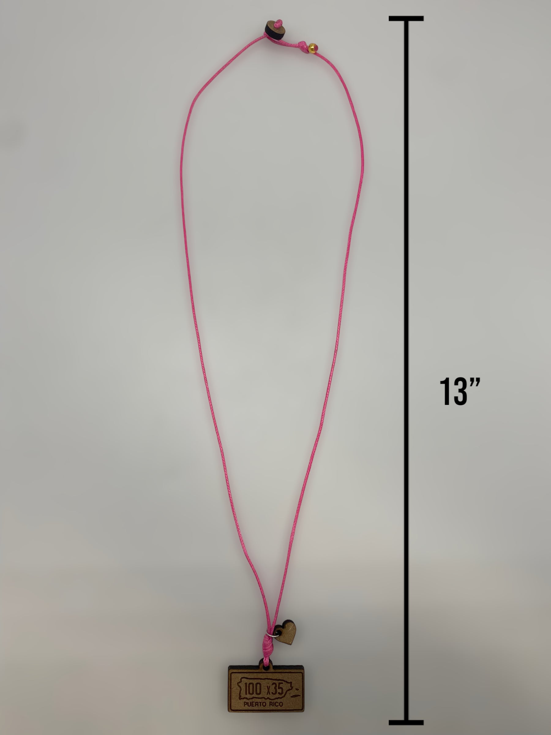 Artesanía en Madera - Collar Tablilla ''Puerto Rico 100 x 35'' *One Size*