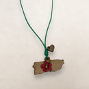 Artesanía en Madera - Collar Mapa de Puerto Rico con Amapola en Centro *One Size*