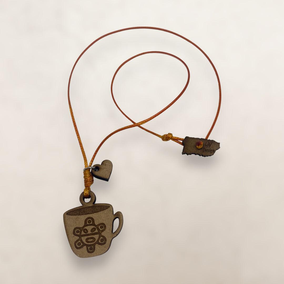 Artesanía en Madera - Collar Taza Sol Taino *One Size*