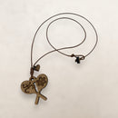 Artesanía en Madera - Collar Maracas con Símbolos Taínos *One Size*