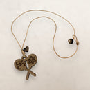 Artesanía en Madera - Collar Maracas con Símbolos Taínos *One Size*