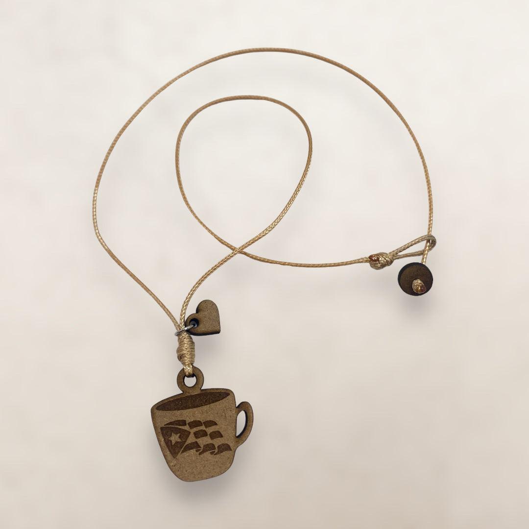 Artesanía en Madera - Collar Taza Bandera *One Size*