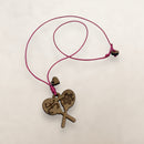 Artesanía en Madera - Collar Maracas con Símbolos Taínos *One Size*