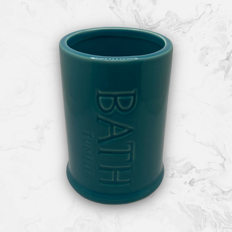 Dispensador y Vaso para Cepillos Dentales en Cerámica Lisa - ''BATH''.