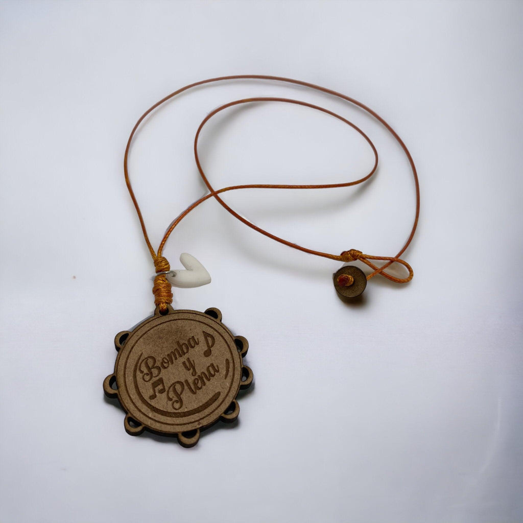 Artesanía en Madera - Collar Plenera ''Bomba y Plena'' *One Size*